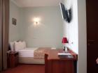 Empire Hotel, Bathroom in a single comfort room
